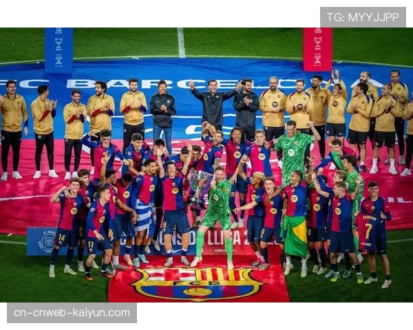 图文复盘：解析巴萨唯一进球，佩德里如何在三人包夹下送出肋部穿透性传球